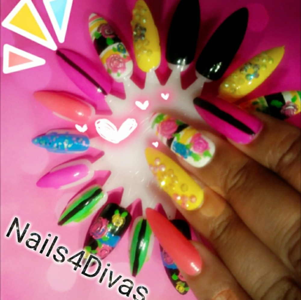 False nails - Picture 2 of 4